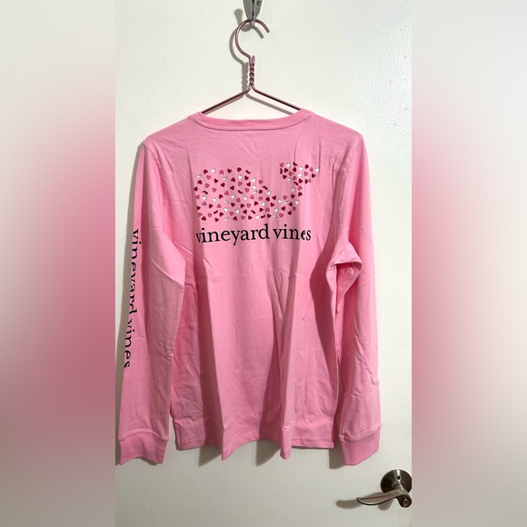 NWT Vineyard Vines Women’s Hearts Cotton Candy Long Sleeve Tee - Picture 3 of 7